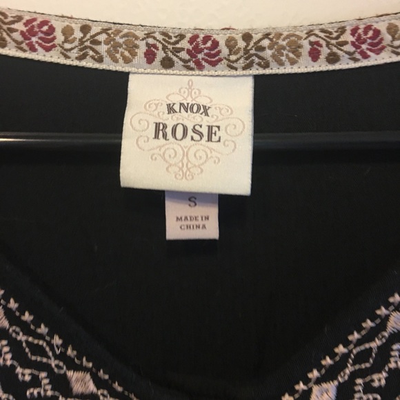 Knox Rose Black Peasant Top. Size Small - Picture 3 of 5